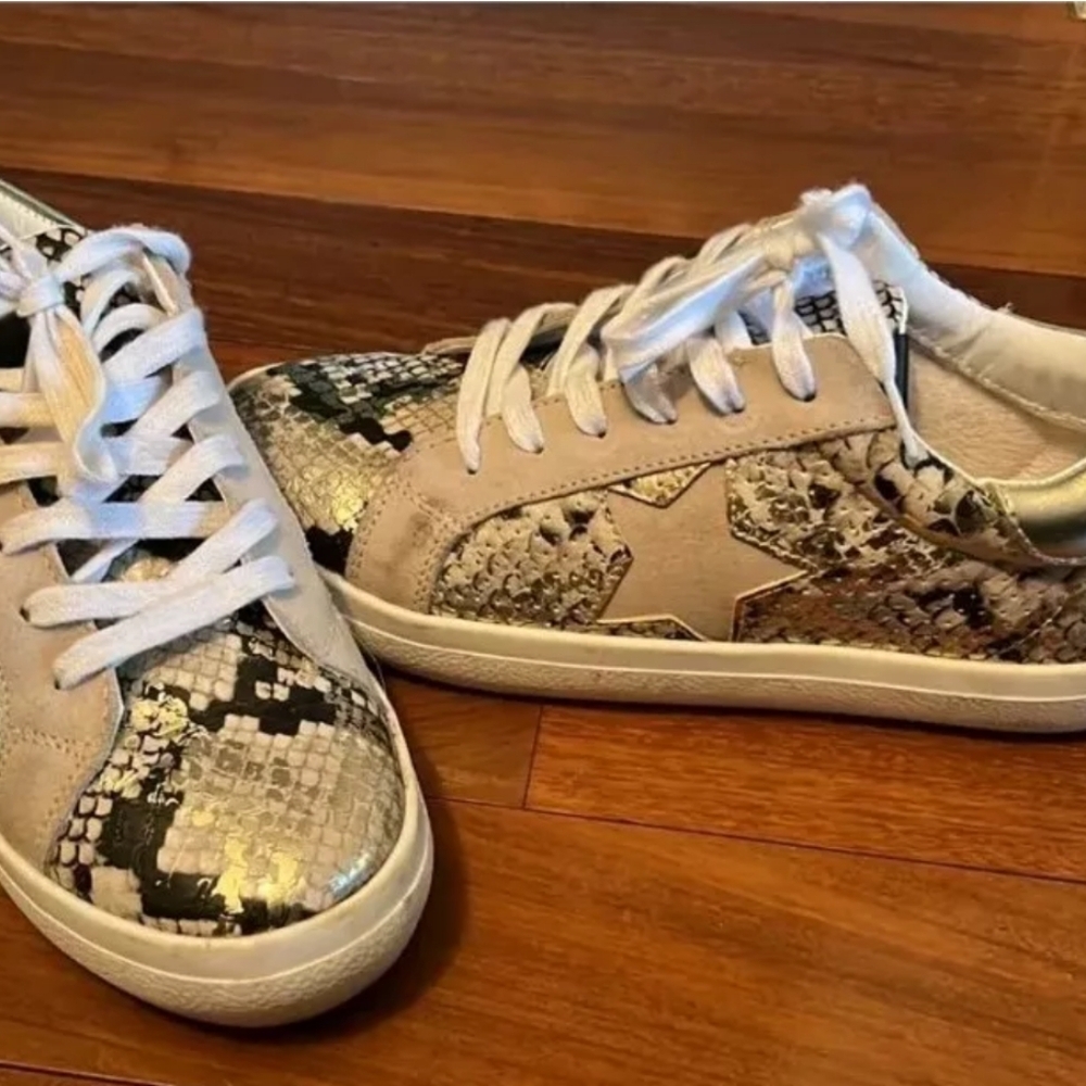 Steve Madden Starling Sneakers Women’s Size‎ 7 Gold Snake Print Star Lace Up GUC - Picture 7 of 7